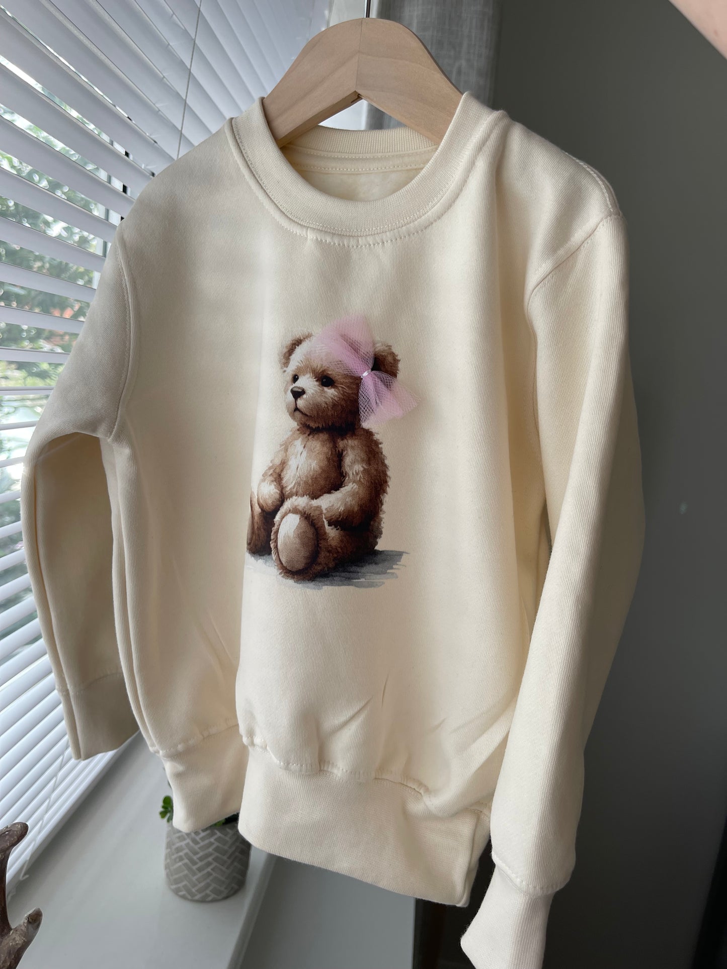 Sylvia bear sweatshirt