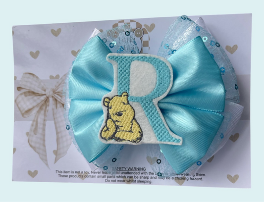 Classic Winnie letter bow