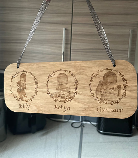 Hanging plaque